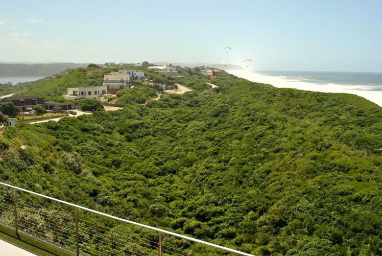 Hotel Wilderness Beach Resort