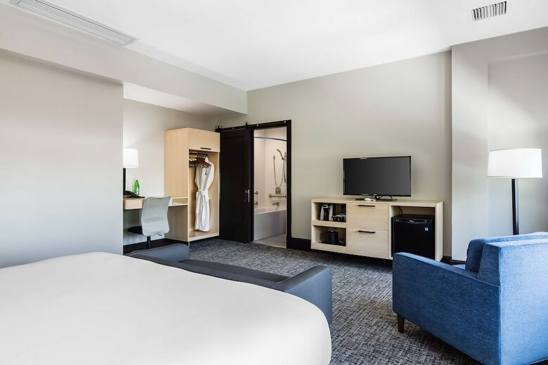 The Waters, Ascend Hotel Collection