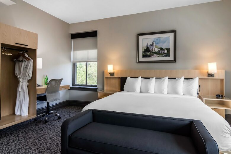 The Waters, Ascend Hotel Collection