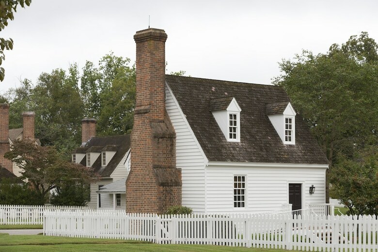 The Colonial Houses - A Colonial Williamsburg Hotel