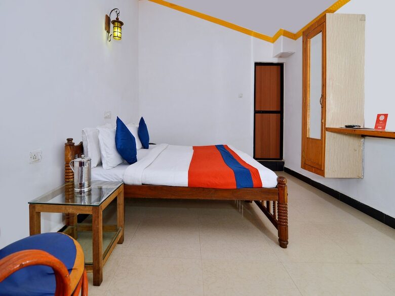 Hotel Oyo 7288 Traveller Guest House