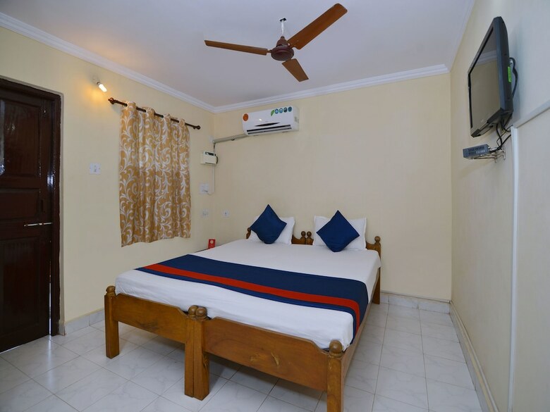Hotel Oyo 7288 Traveller Guest House