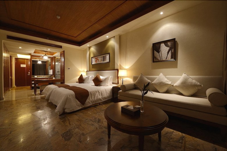 Shixishu Jianguo Yalong Bay Resort Hotel