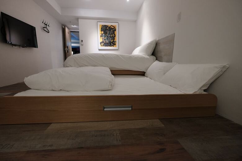 Hostal Happy Inn & Hostel