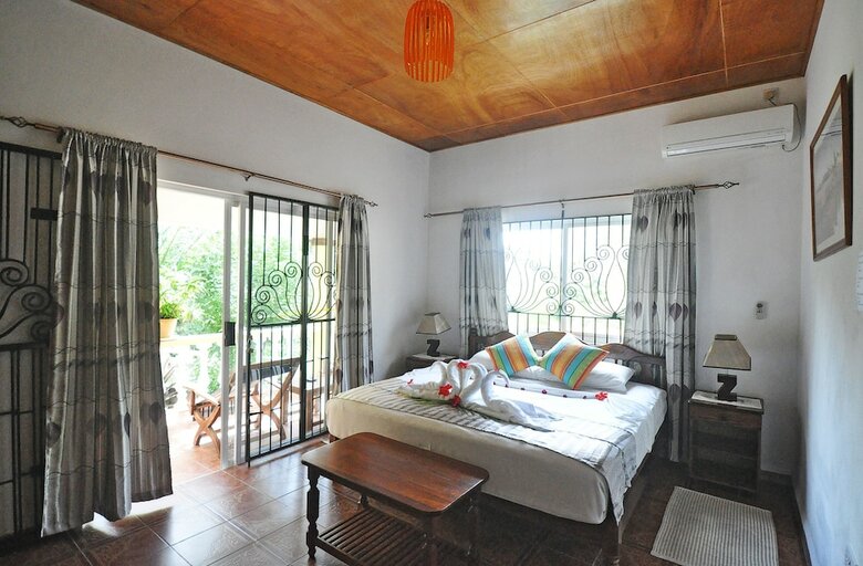 Hotel Acquario Villa