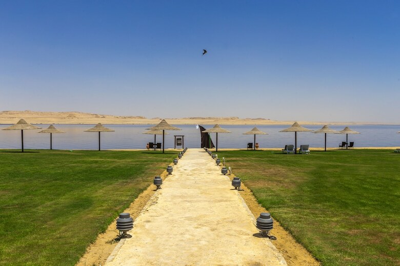 Byoum Lakeside Hotel