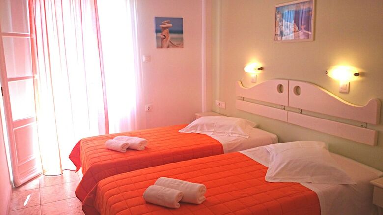 Hotel Athena Rooms