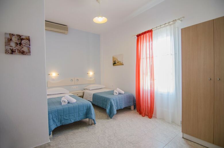 Hotel Athena Rooms