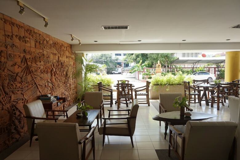Hotel M In Korat