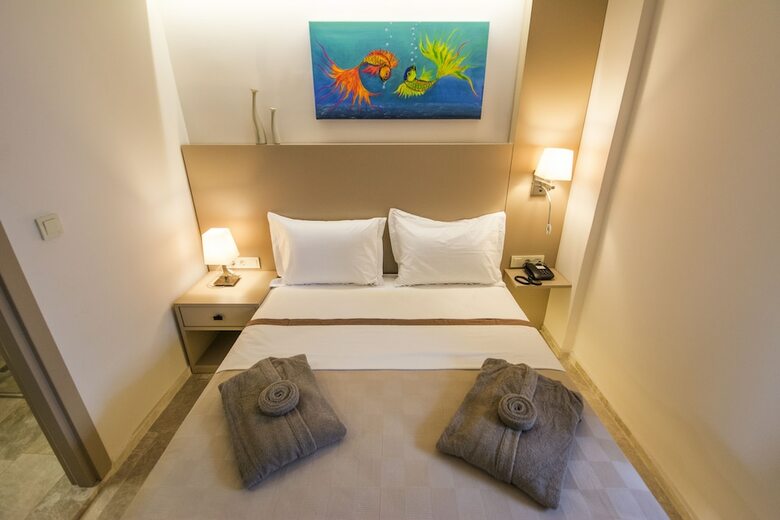 Eng Hotel