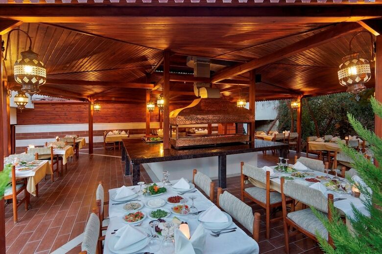 Alara Kum Hotel - All Inclusive