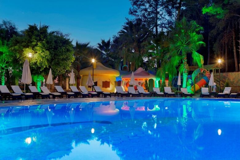 Alara Kum Hotel - All Inclusive