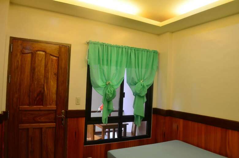 Desert Rose Hotel