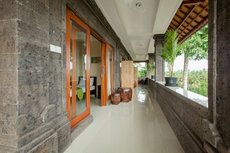 Hotel Liyer House