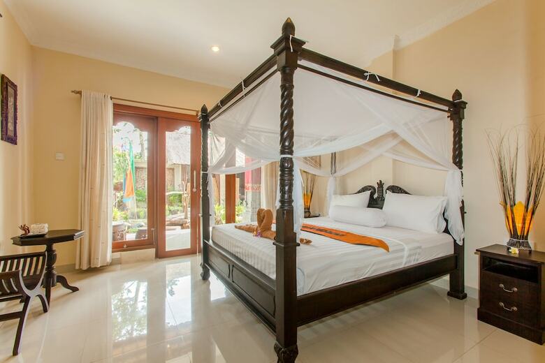 Hotel Liyer House
