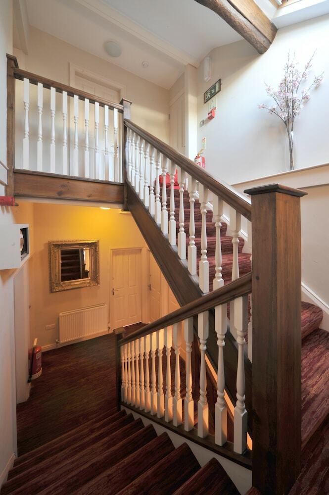 Priory Hotel
