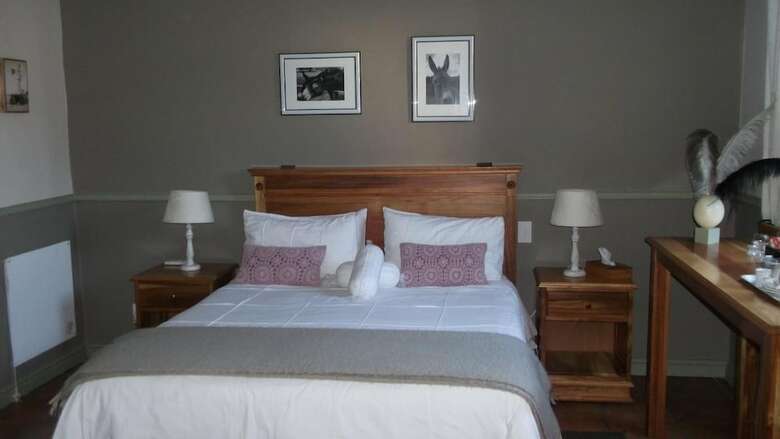 Hotel Housemartin Guest Lodge
