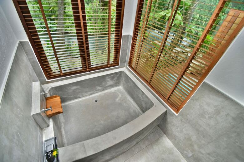 Hotel The Nine Thipthara Klongson Resort