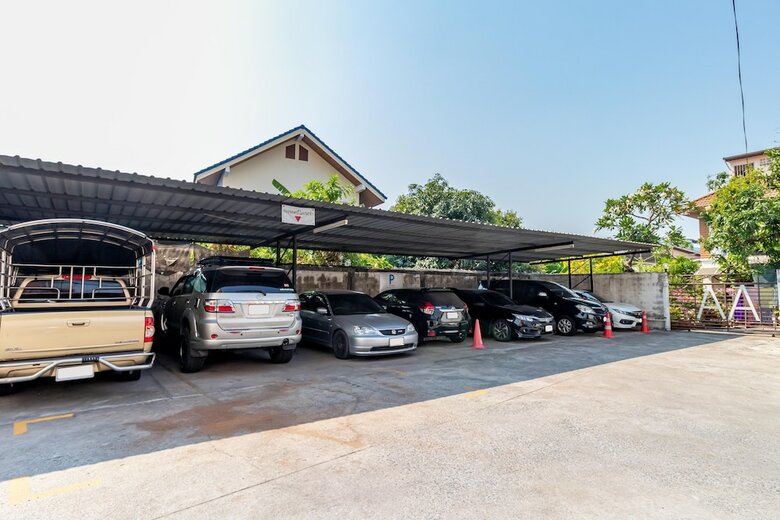 Hotel Grannylla Residence Charoenkrung