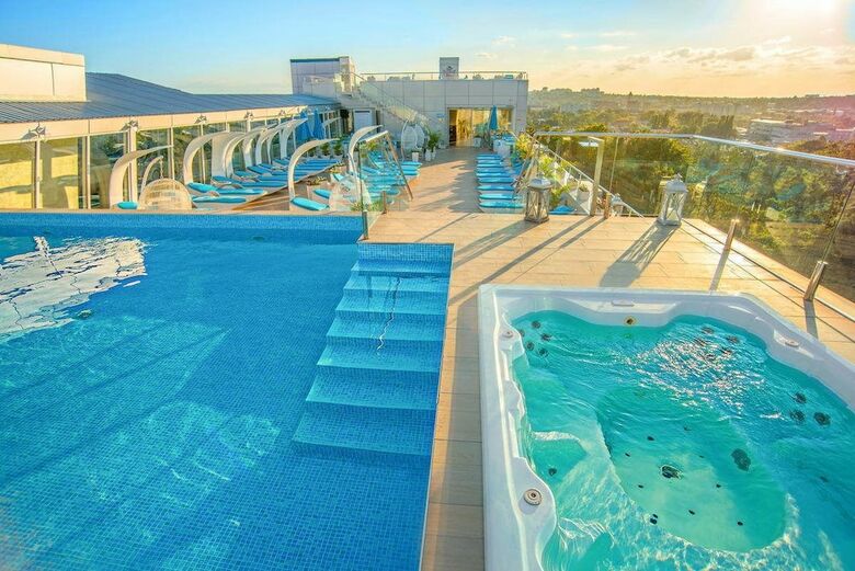 Spa Hotel Nemo With Dolphins