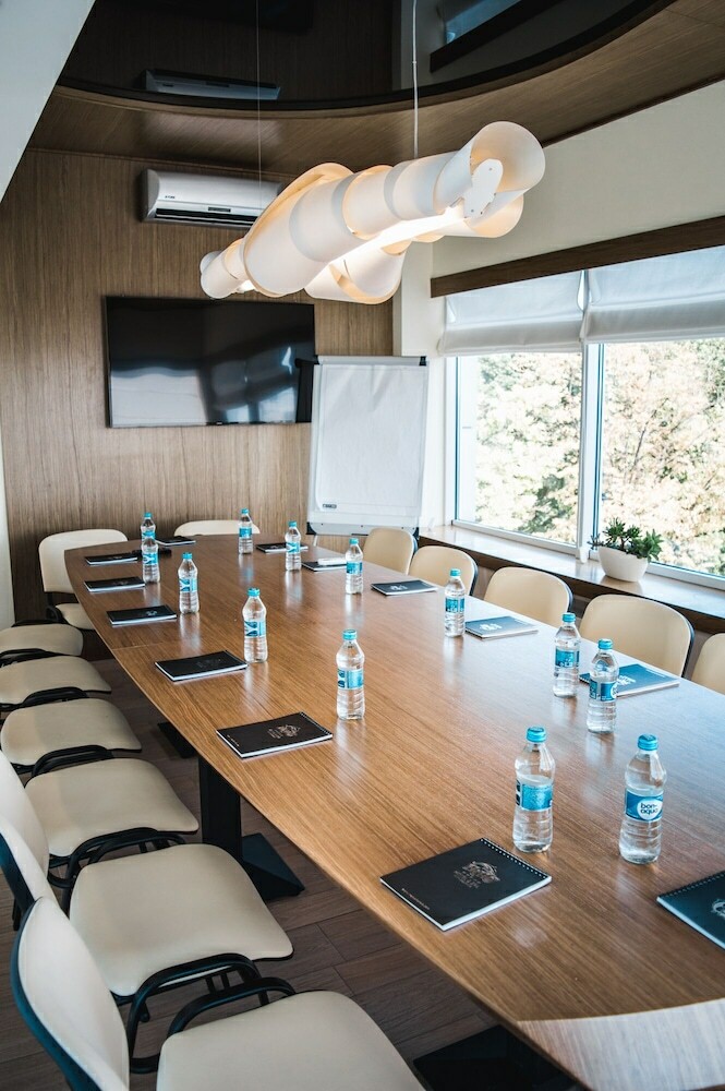 Spa Hotel Nemo With Dolphins