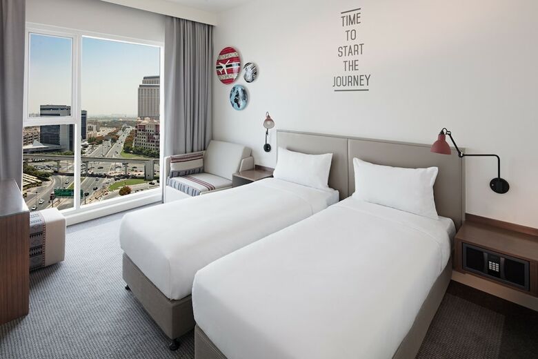 Hotel Rove Healthcare City