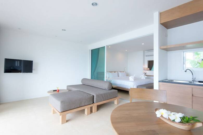 Hotel Seanery Beach Resort