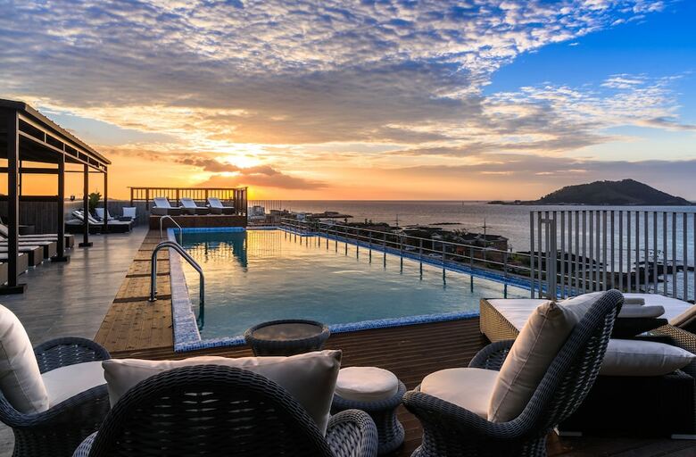 Augila Hotel Jeju Oceano Suites