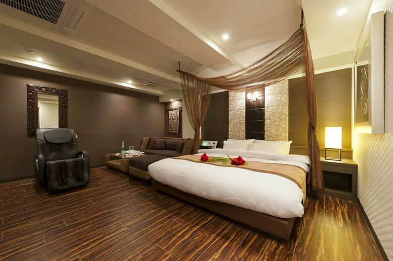 Hotel Myth-l-