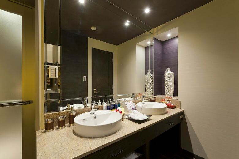 Hotel Myth-l-
