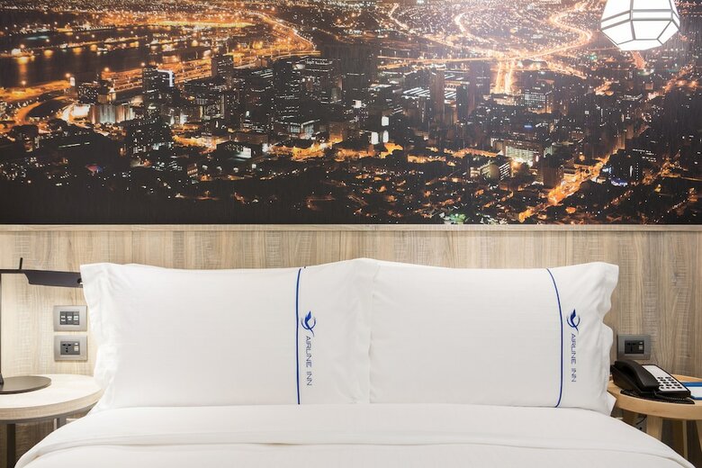 Hotel Airline Inn - Kaohsiung Station