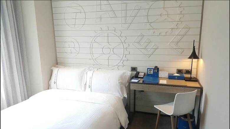 Hotel Airline Inn - Kaohsiung Station