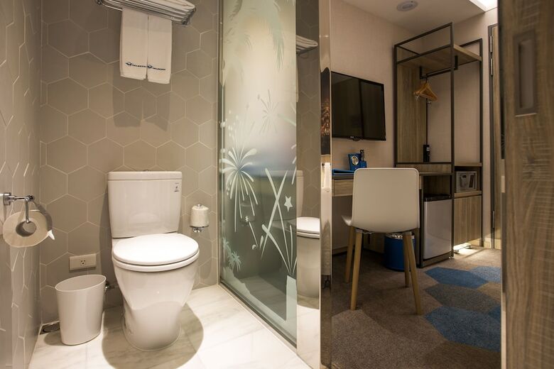 Hotel Airline Inn - Kaohsiung Station