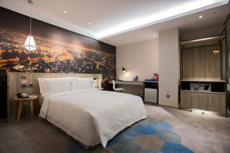 Hotel Airline Inn - Kaohsiung Station