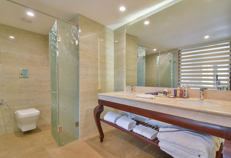 Hotel Park Regis Goa