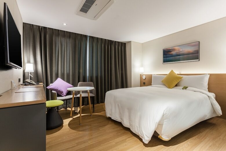 Innostay Hotel