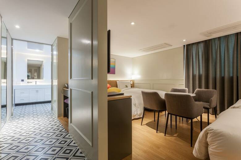 Innostay Hotel