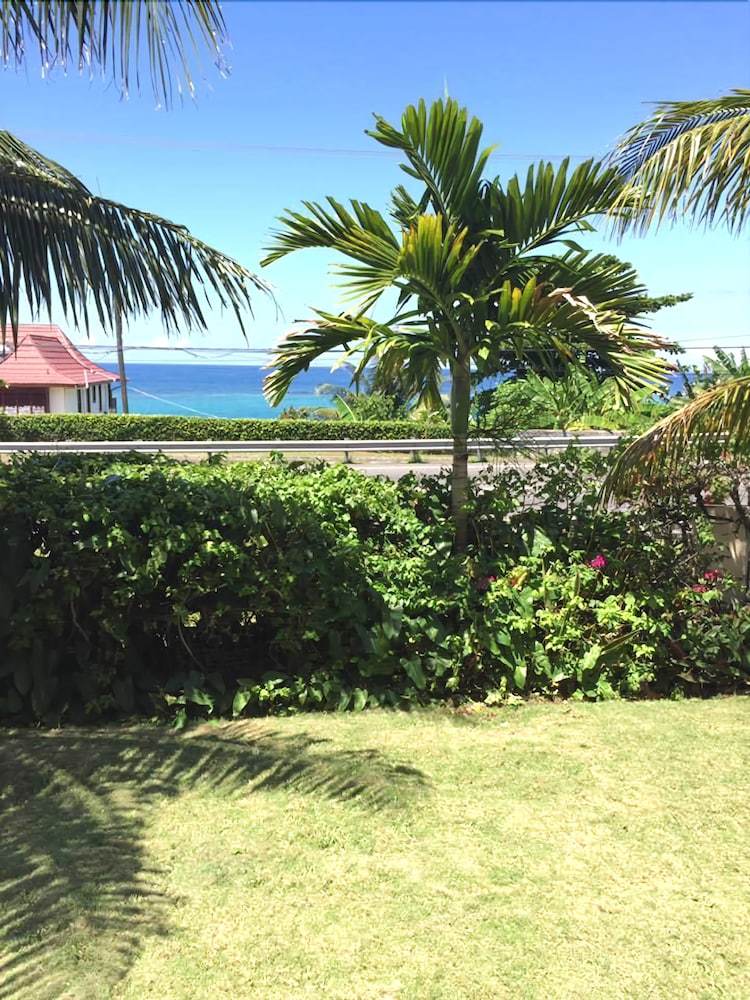 Villa Ocho Rios Golden View