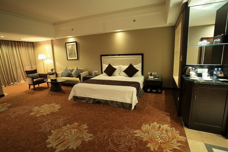 Xingan Meng Country Garden Phoenix Hotel