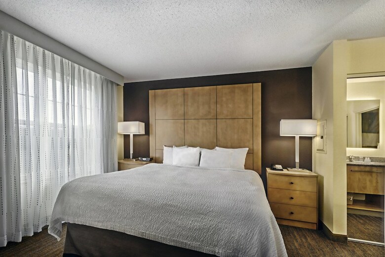 Aparthotel Residence Inn By Marriott Mt. Laurel At Bishop's Gate