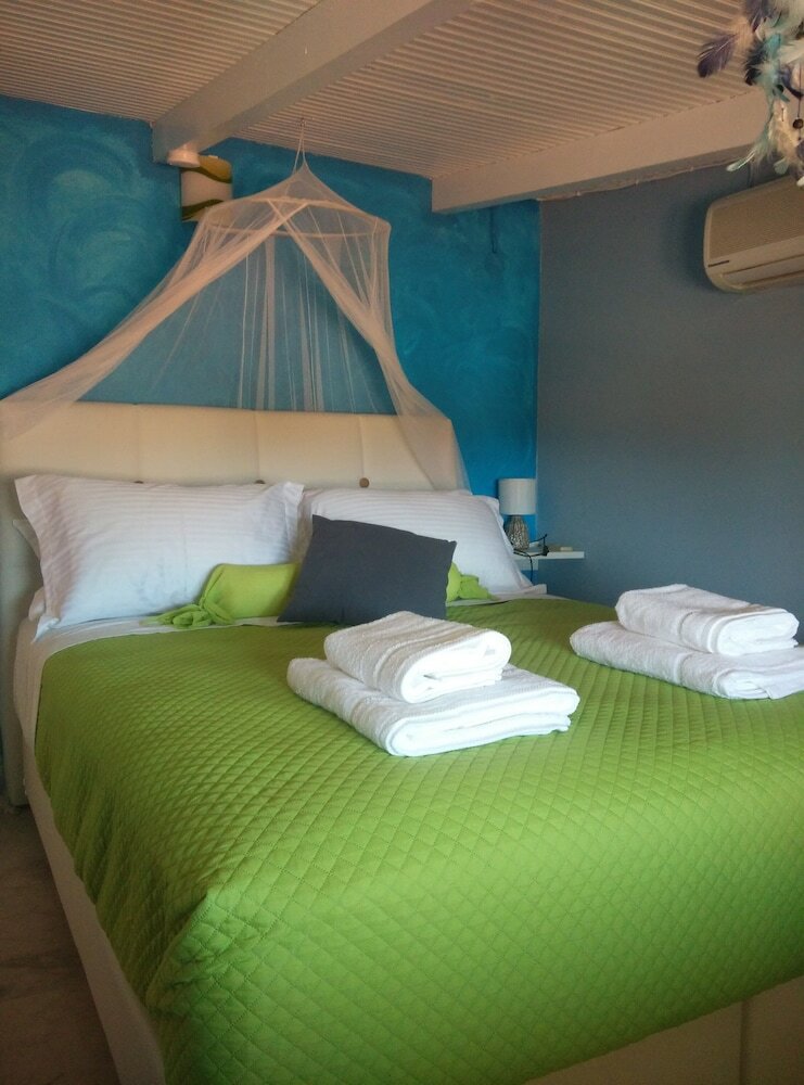 Poseidon Apartments