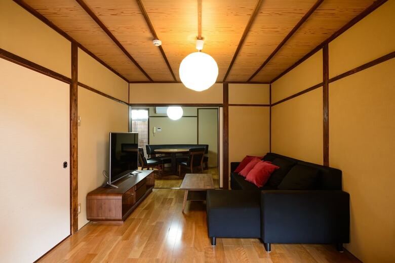 Shiki Homes Aki