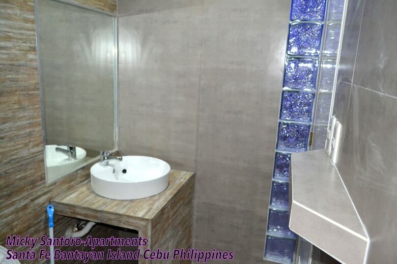 Micky Santoro Apartments