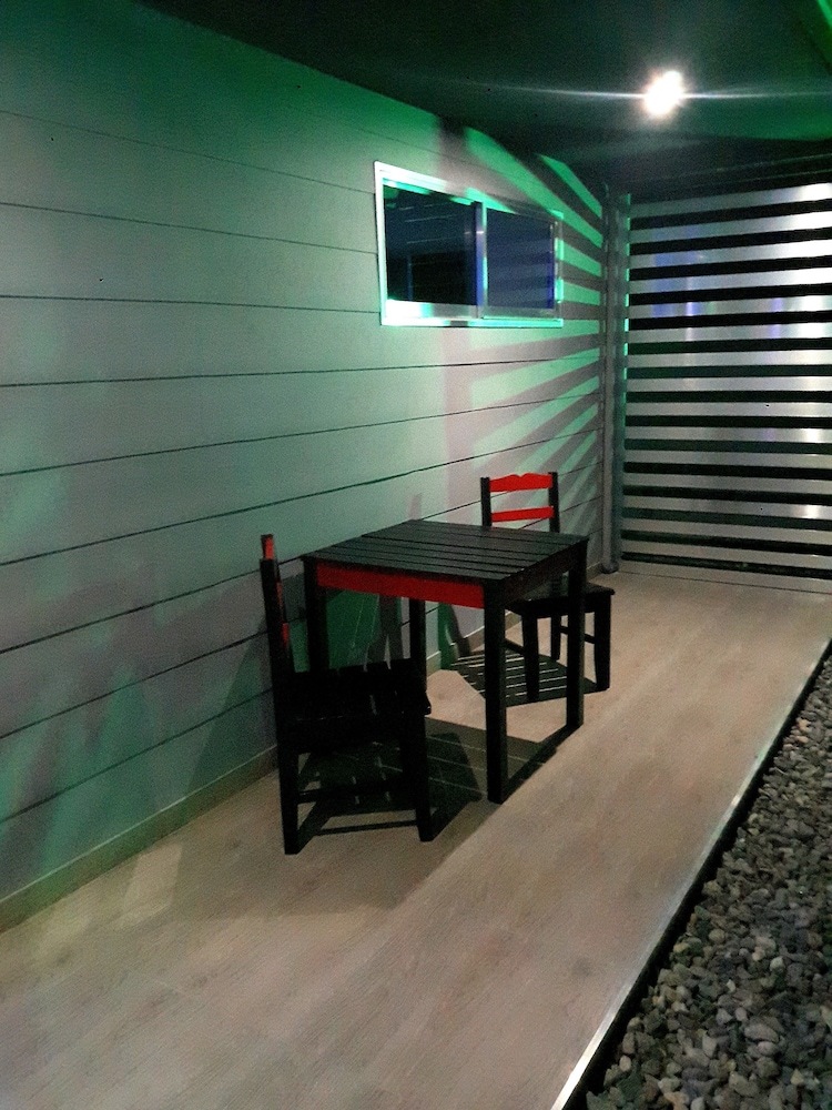 Micky Santoro Apartments