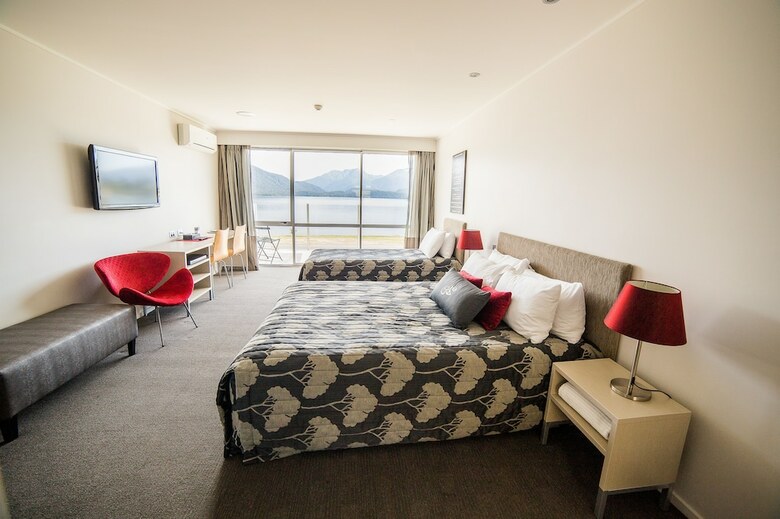 Marakura Deluxe Motels