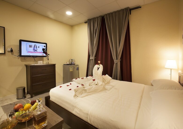 Palms Lily Hotel Suites