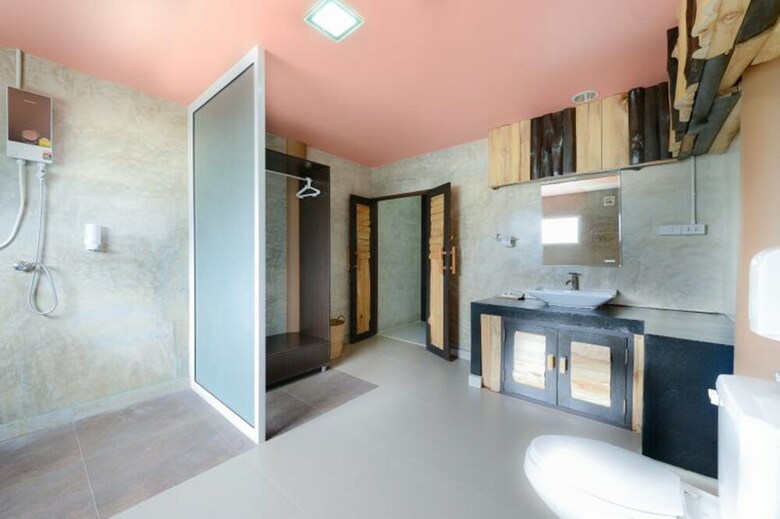 Hotel Riverpool Resort