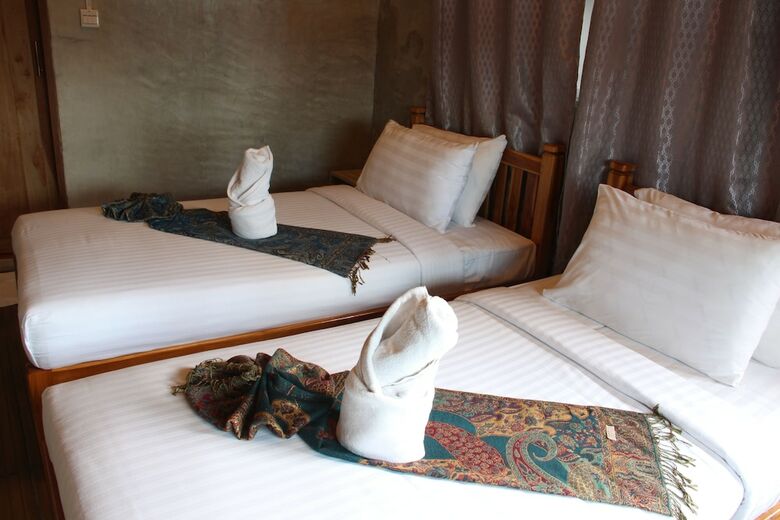 Hotel Riverpool Resort