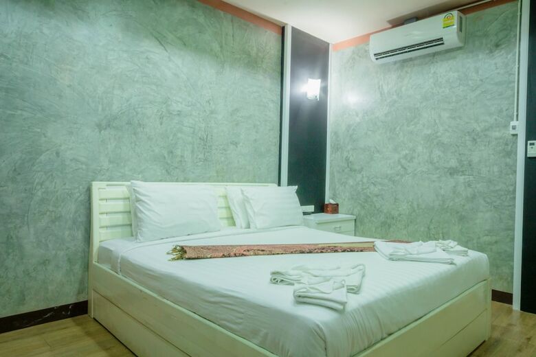 Hotel Riverpool Resort