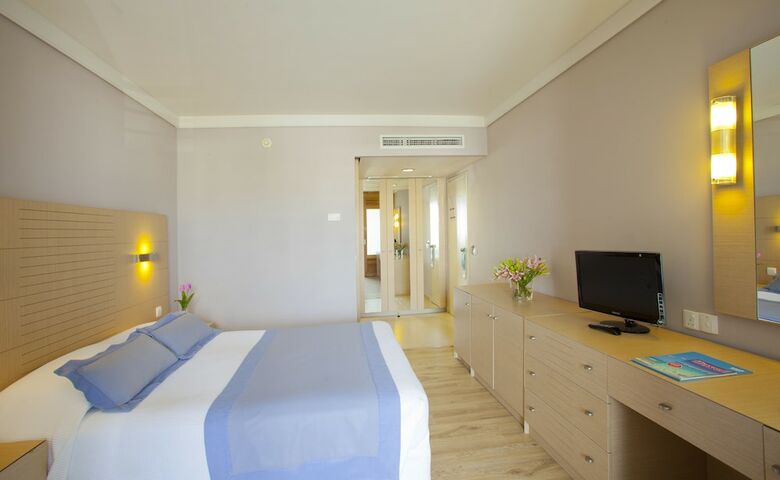 Hotel Louis Ledra Beach